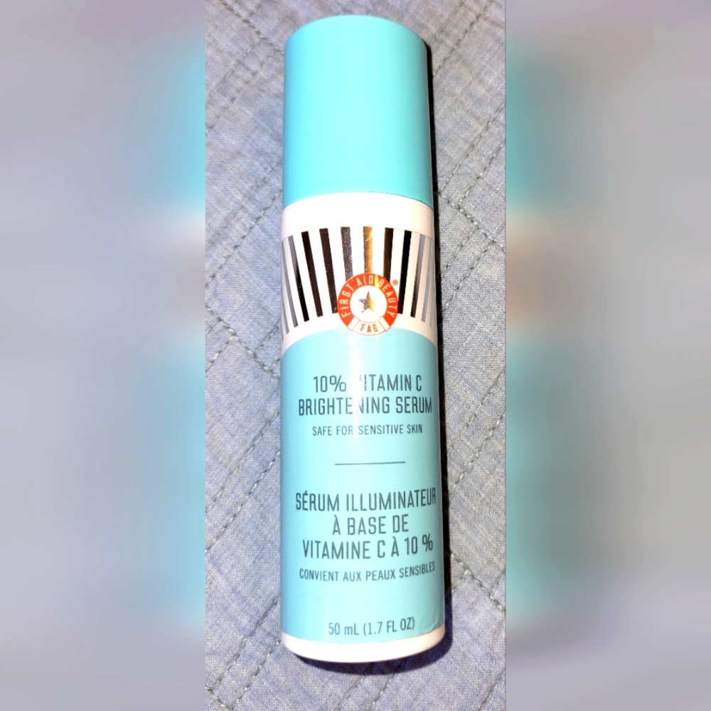 First Aid Beauty Vitamin C Brightening Serum